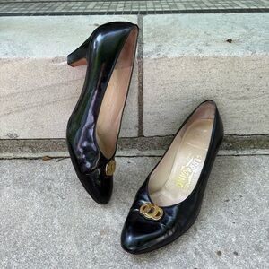 Vintage Salvatore Ferragamo Black Patent Leather Heels Size 9